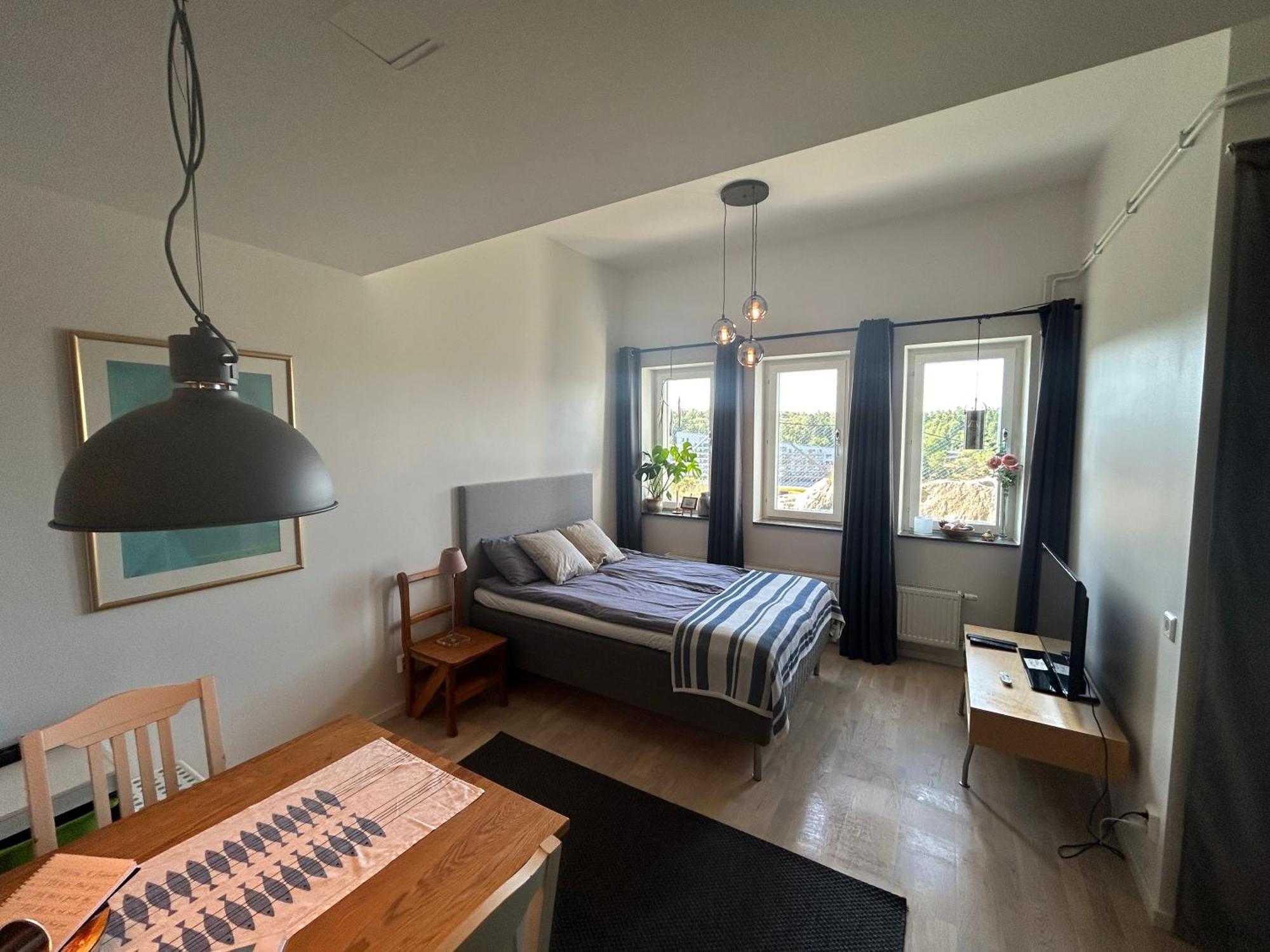 Newly Built Bright Apartment, Close To Everything If You Want To Visit Stockholm, You Will Find The Perfect Accommodation Here! Ferry Line 80 Makes It Very Convenient And Easy To Get To The City Center Nacka Ngoại thất bức ảnh